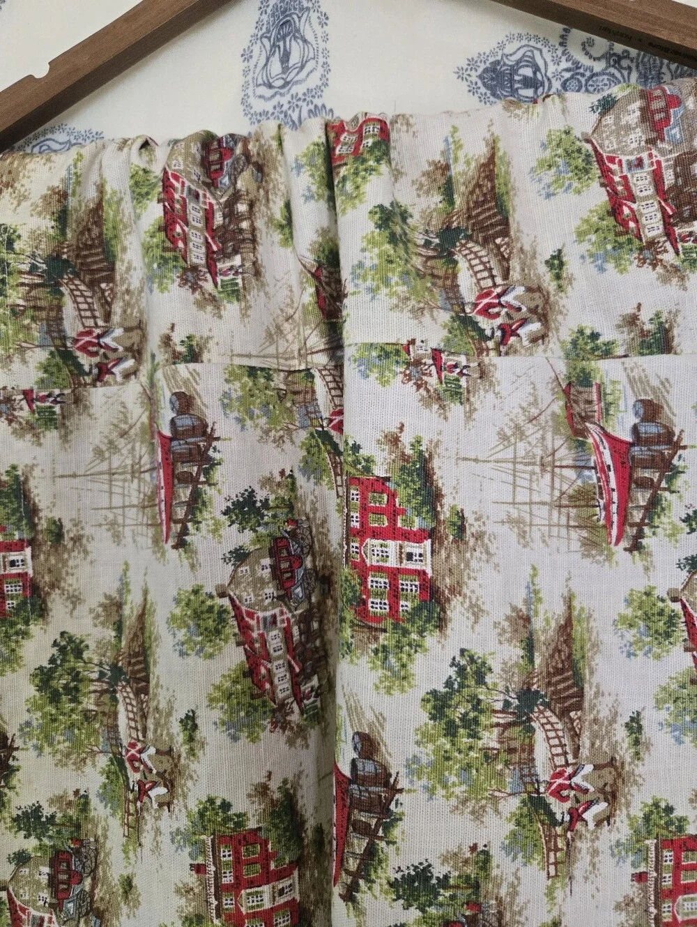 Vintage Coastal Farmhouse Valance Table Runner 87x19